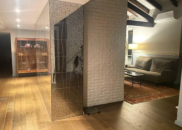 с террасой и видом на озеро в стрезе Apartament *