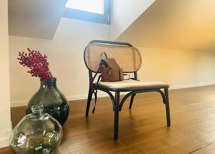 Appartement с террасой и видом на озеро в стрезе *