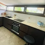 с террасой и видом на озеро в стрезе *
